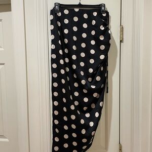 DO+BE Black and White Asymmetrical Maxi Pencil Skirt